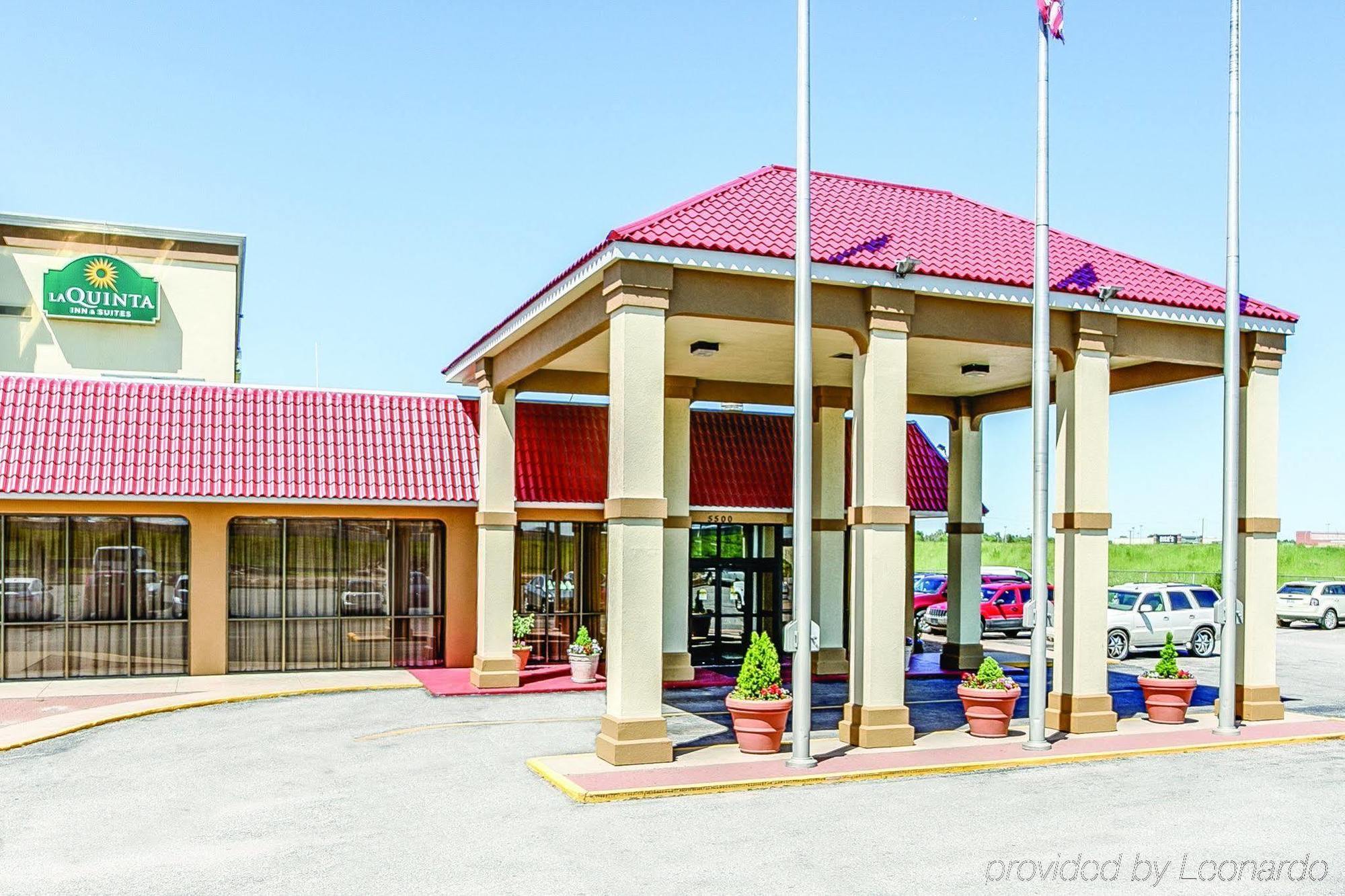 فندق Wingate By Wyndham Wichita Airport المظهر الخارجي الصورة