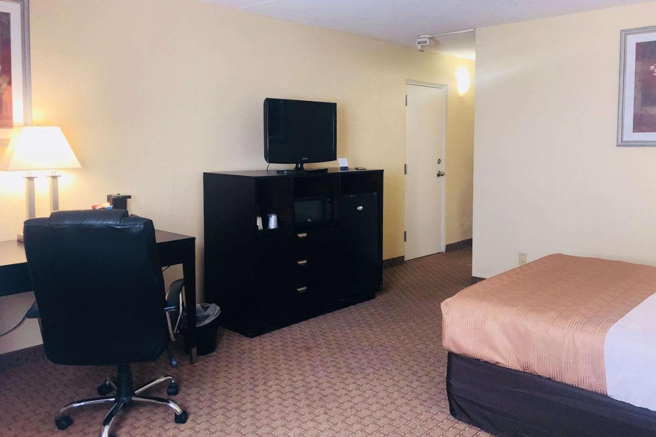 فندق Wingate By Wyndham Wichita Airport المظهر الخارجي الصورة